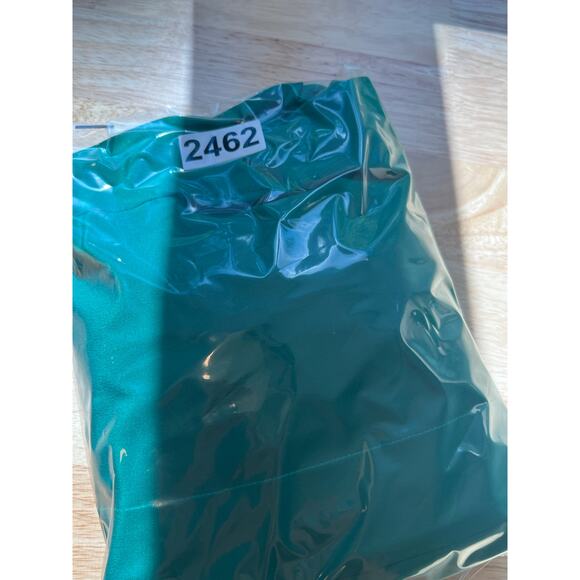 Carlisle 100% Silk Green  Pleated Blouse w Black Contrast Collar Size 8 JL - Picture 10 of 10